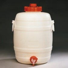 Zbiornik z polietylenu