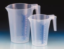 Zlewka miarowa PP  500 ml z rączką